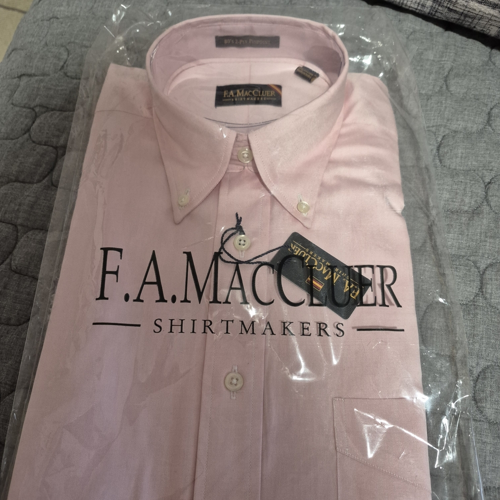 Men's Classic Pink Dress Shirt